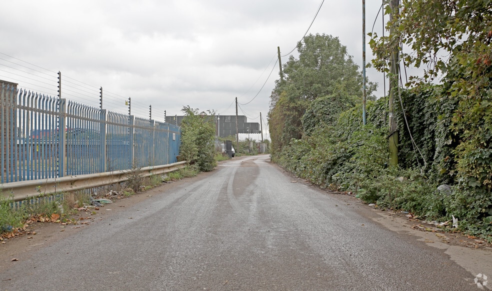 80 River Rd, Barking en alquiler - Foto principal - Imagen 1 de 2