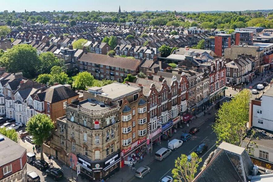 233-235 Kilburn High Rd, London en venta - Foto del edificio - Imagen 2 de 5