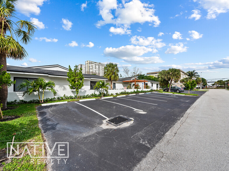 3305 SE 5th St, Pompano Beach, FL en venta - Foto del edificio - Imagen 2 de 46