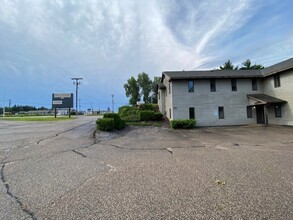 3930 8th St, Wisconsin Rapids, WI en alquiler Foto del edificio- Imagen 2 de 3