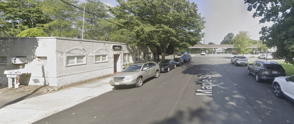 59 Maple St, Southampton, NY en venta - Foto del edificio - Imagen 2 de 4