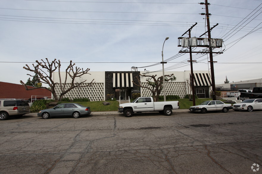 20219 Bahama St, Chatsworth, CA en alquiler - Foto del edificio - Imagen 3 de 3