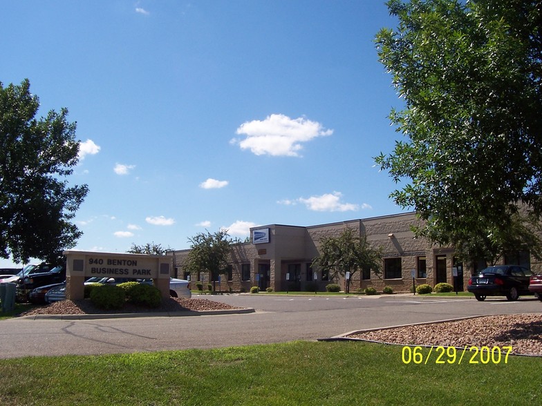 940 Industrial Dr S, Sauk Rapids, MN en alquiler - Foto del edificio - Imagen 1 de 6