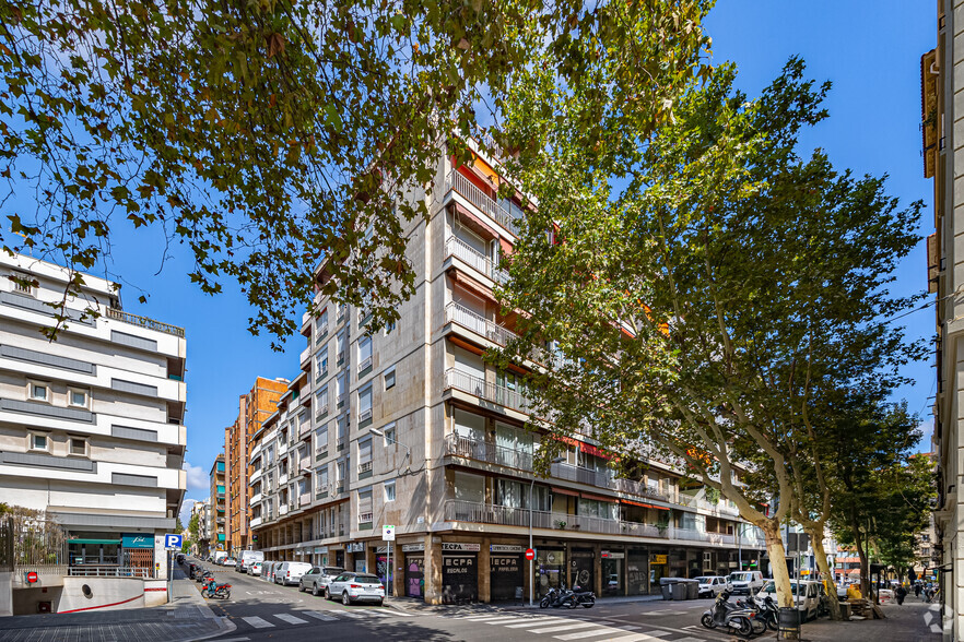 Carrer de L'avenir, 43, Barcelona, Barcelona en venta - Foto principal - Imagen 1 de 4