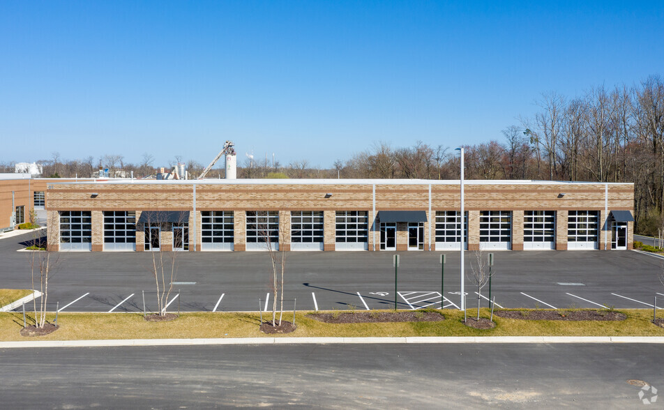 81 Dover Rd, Glen Burnie, MD en alquiler - Foto del edificio - Imagen 1 de 6