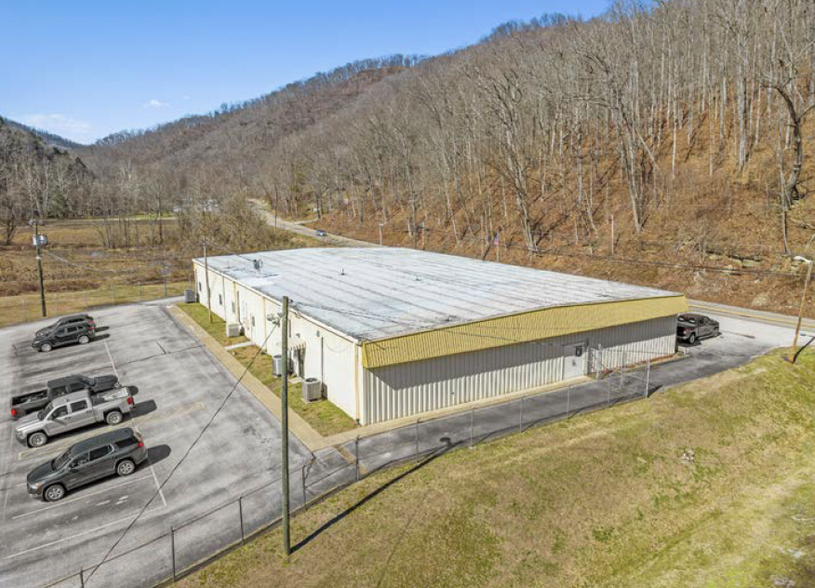 1664 Pond Fork Rd, Madison, WV en venta - Foto del edificio - Imagen 2 de 5