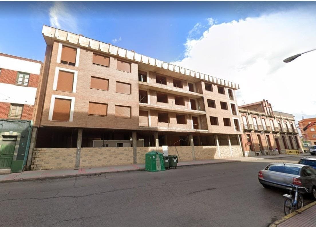 Calle de Pío de Cela, Villarejo de Órbigo, León en venta Foto del edificio- Imagen 1 de 8