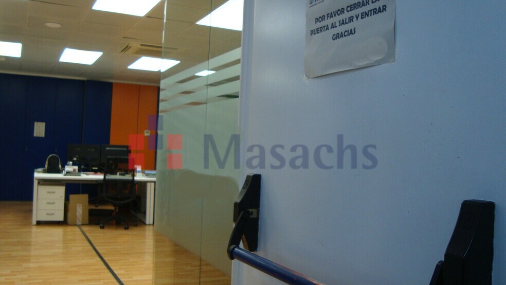 Nave en Fuenlabrada, Madrid en venta - Foto del interior - Imagen 3 de 6