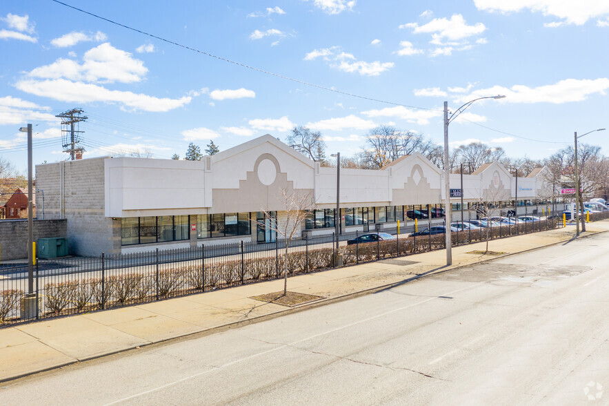 18430-18690 Livernois Ave, Detroit, MI en alquiler - Foto del edificio - Imagen 3 de 8