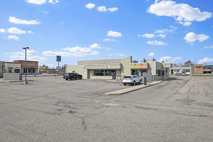 1951-1981 S 8th St, Wisconsin Rapids, WI en venta - Foto del edificio - Imagen 3 de 41