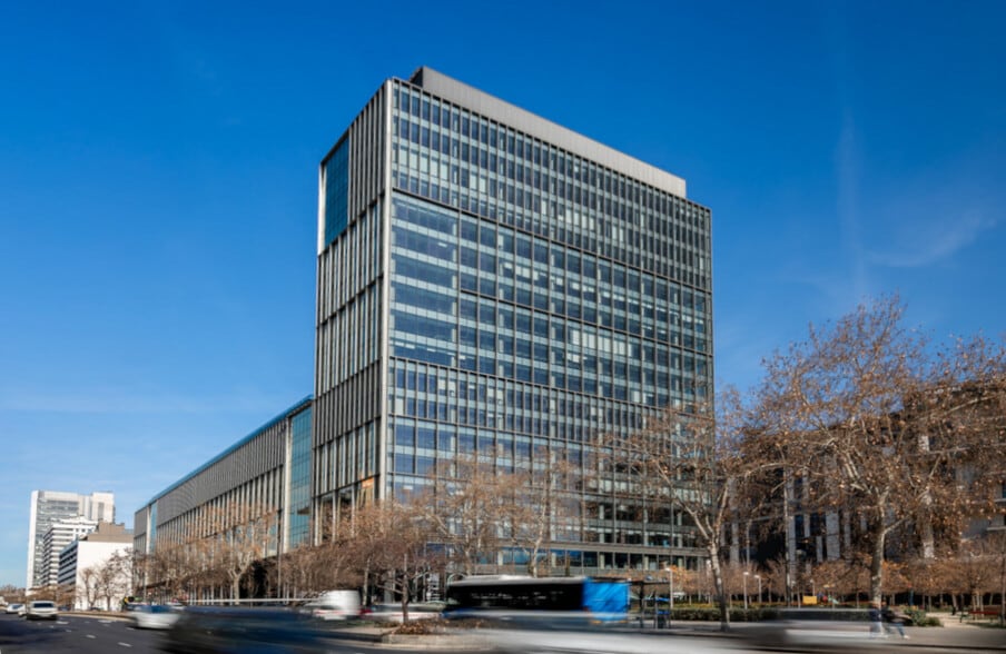 Calle Méndez Álvaro, 61, Madrid, Madrid en alquiler - Foto del edificio - Imagen 2 de 2