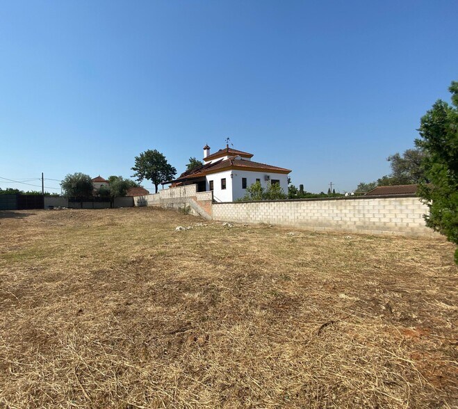Terreno en Palomares del Río, Sevilla en venta - Foto del edificio - Imagen 2 de 10