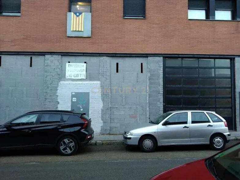 Edificio residencial en Vilafranca del Penedès, Barcelona en venta - Foto del edificio - Imagen 3 de 4