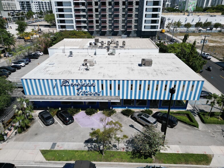 2751 N Miami Ave, Miami, FL en venta - Foto del edificio - Imagen 3 de 15