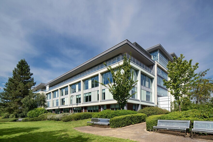 1 Midsummer Blvd, Milton Keynes en alquiler - Foto del edificio - Imagen 3 de 10