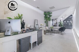 Más detalles de Cuesta del Perro, 1, Granada - Local en venta