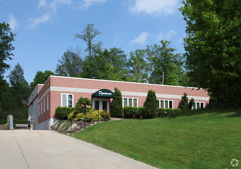 16711 Hilltop Park Pl, Chagrin Falls, OH en venta - Foto principal - Imagen 2 de 2