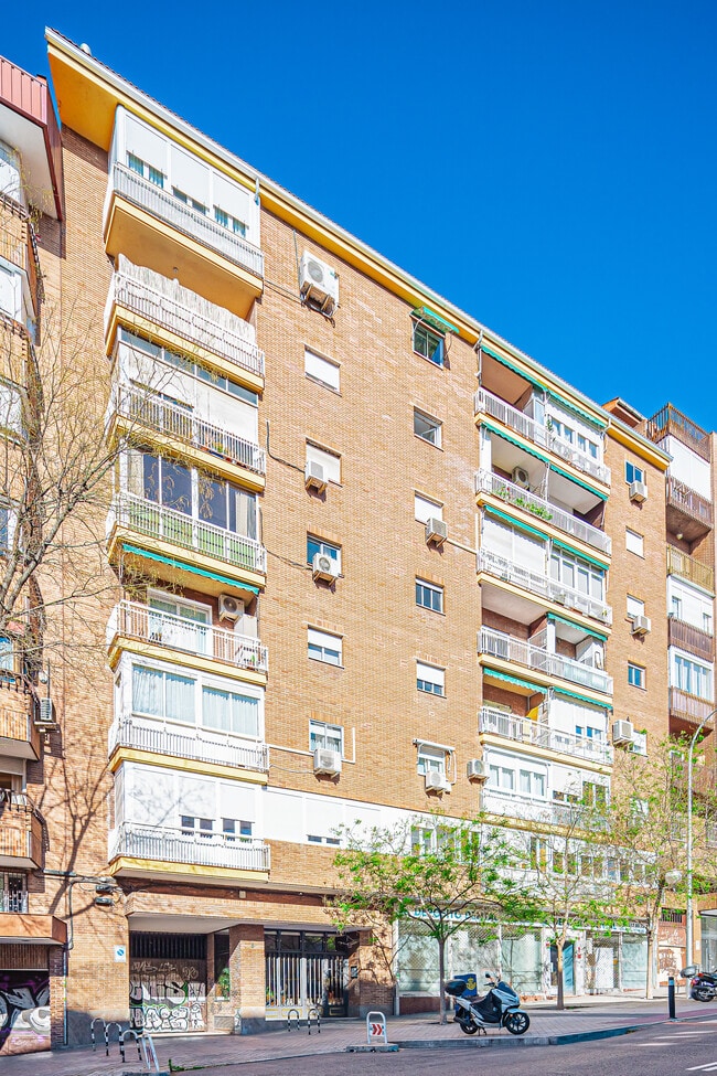 Más detalles para Paseo De Los Olmos, Madrid - Local en alquiler