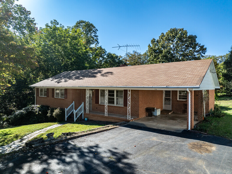 1704 Old Brook Rd, Charlottesville, VA en venta - Foto del edificio - Imagen 2 de 54