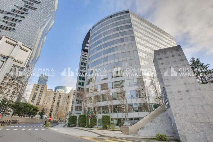 23-27 Rue Delariviere Lefoullon, Puteaux en alquiler - Foto del edificio - Imagen 2 de 15