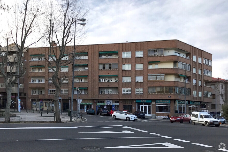 Local en Segovia, Segovia en alquiler - Foto del edificio - Imagen 2 de 2