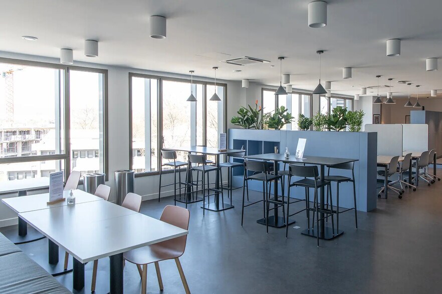 4 Rue Eric De Cromières, Clermont-Ferrand en alquiler - Foto del edificio - Imagen 3 de 43