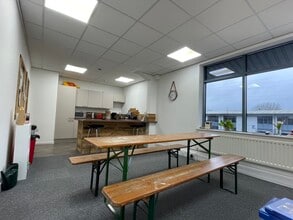 Unit C - H Concept Court, Pent Rd, Folkestone en alquiler Foto del interior- Imagen 2 de 8