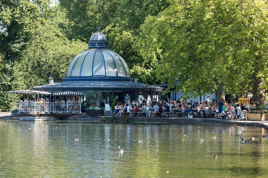 18 Victoria Park Sq, London en alquiler - Foto del edificio - Imagen 3 de 114