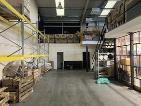 Tom Cribb Rd, London en alquiler Foto del interior- Imagen 2 de 5