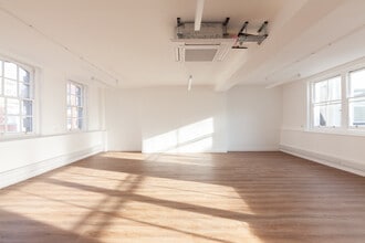 51-53 Margaret St, London en alquiler Foto del edificio- Imagen 2 de 6