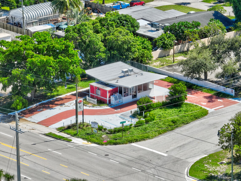 1116 Hypoluxo Rd, Lake Worth, FL en venta - Foto del edificio - Imagen 1 de 4