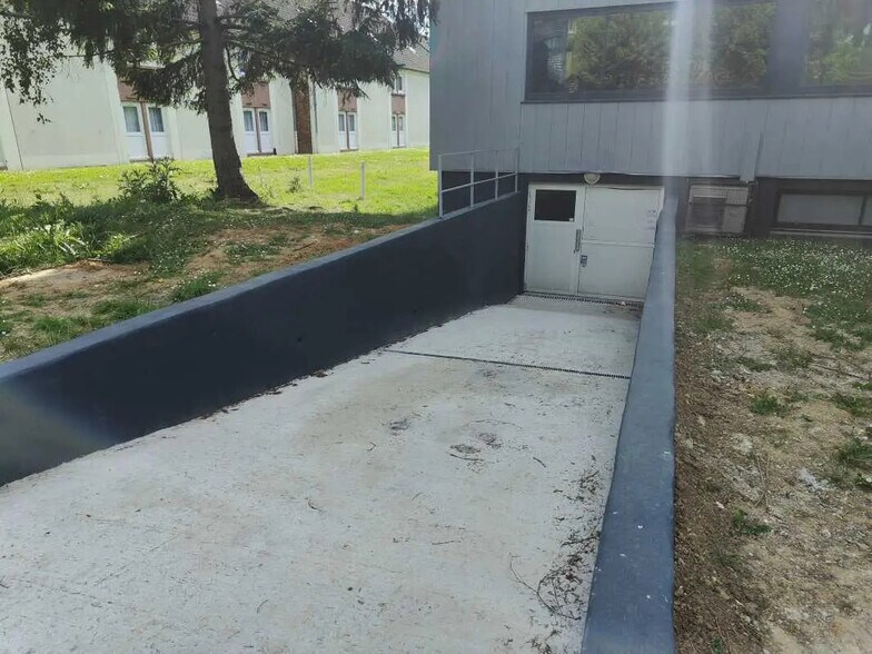 12 Avenue Des Andes, Les Ulis en alquiler - Foto del edificio - Imagen 2 de 20