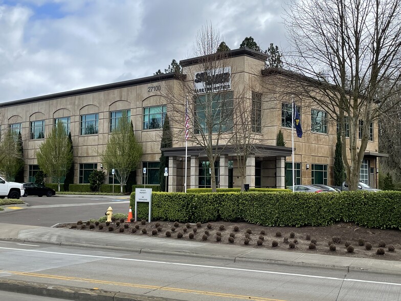 27100 SW Parkway Ave, Wilsonville, OR en alquiler - Foto del edificio - Imagen 2 de 4