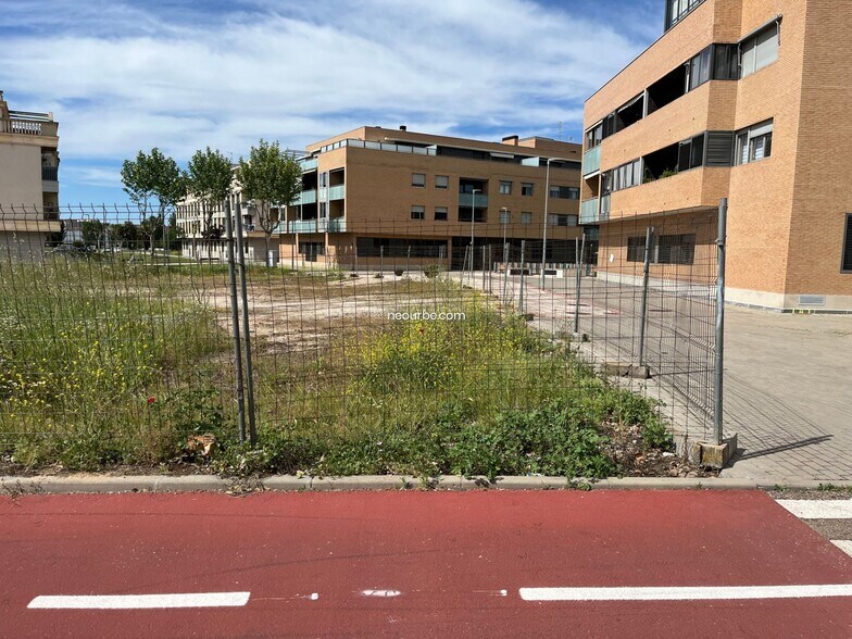 Terreno en Santa Marta de Tormes, Salamanca en venta - Foto del edificio - Imagen 2 de 3