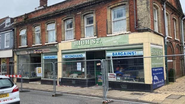 144-145 High St, Lowestoft en venta - Foto del edificio - Imagen 2 de 12