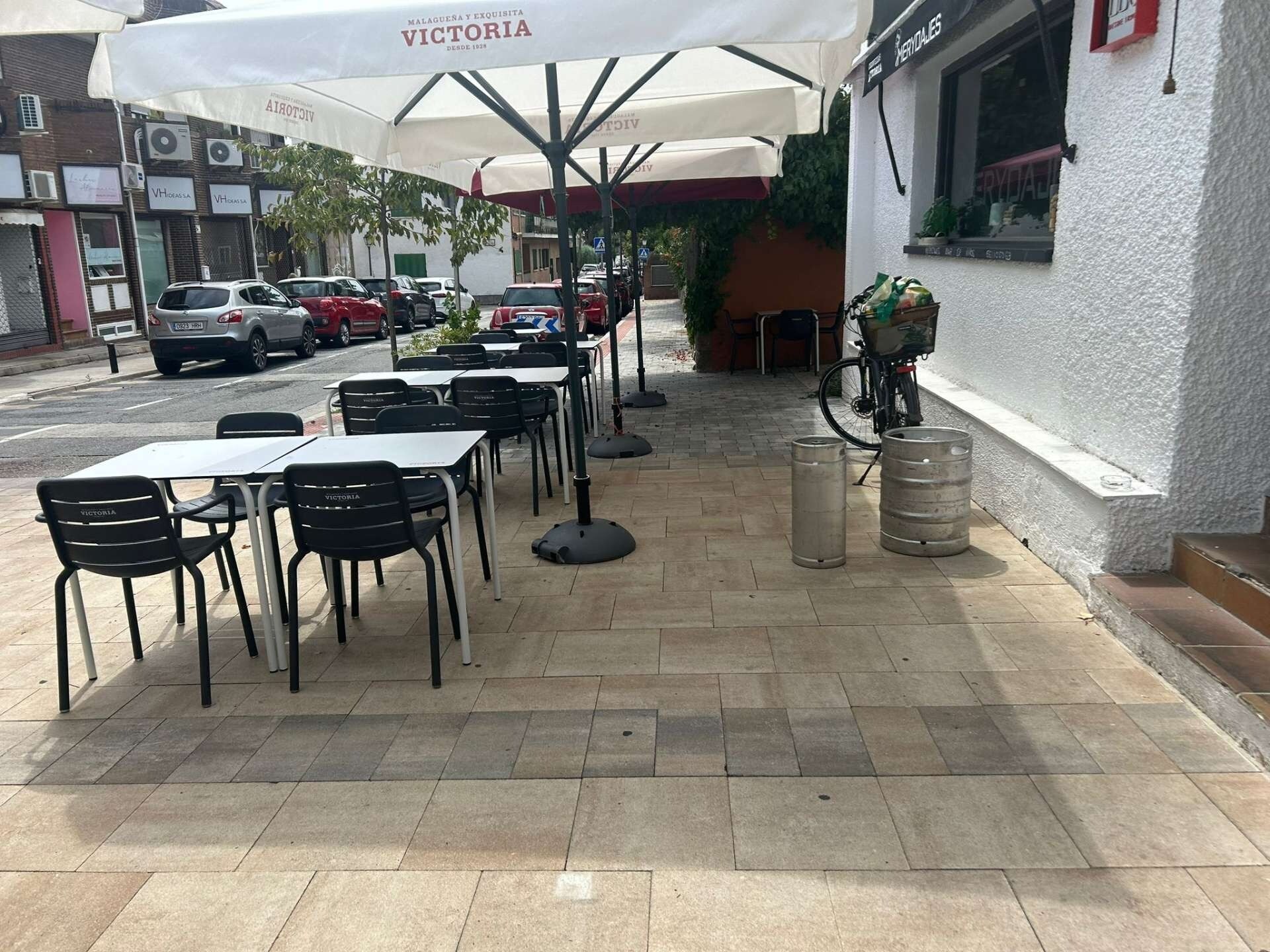 Local en Torrelodones, Madrid en alquiler Foto del edificio- Imagen 1 de 18