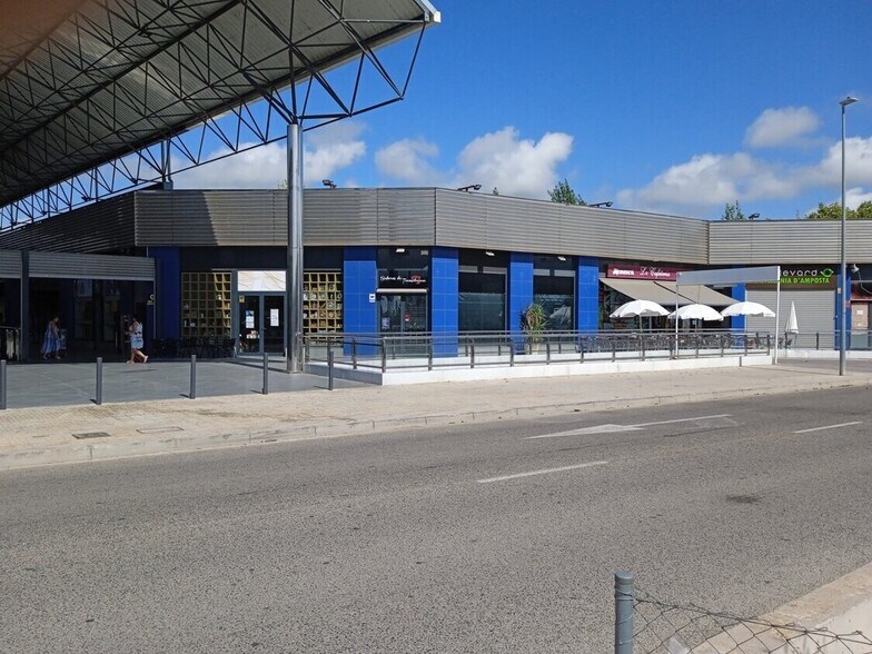 Local en Amposta, Tarragona en venta - Foto del edificio - Imagen 3 de 3