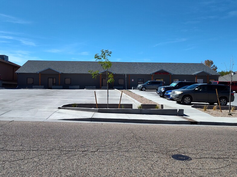 2031 Columbia Dr, Pueblo, CO en alquiler - Foto del edificio - Imagen 1 de 4