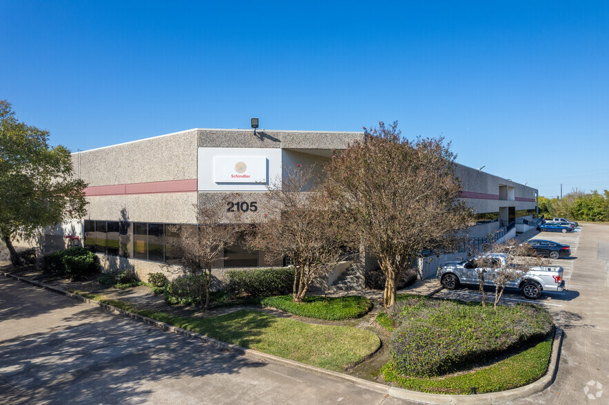 2055 Silber Rd, Houston, TX en alquiler - Foto del edificio - Imagen 1 de 17