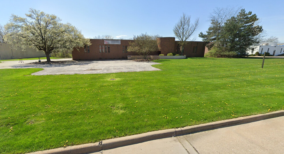 850 Moe Dr, Akron, OH en venta - Foto del edificio - Imagen 1 de 7