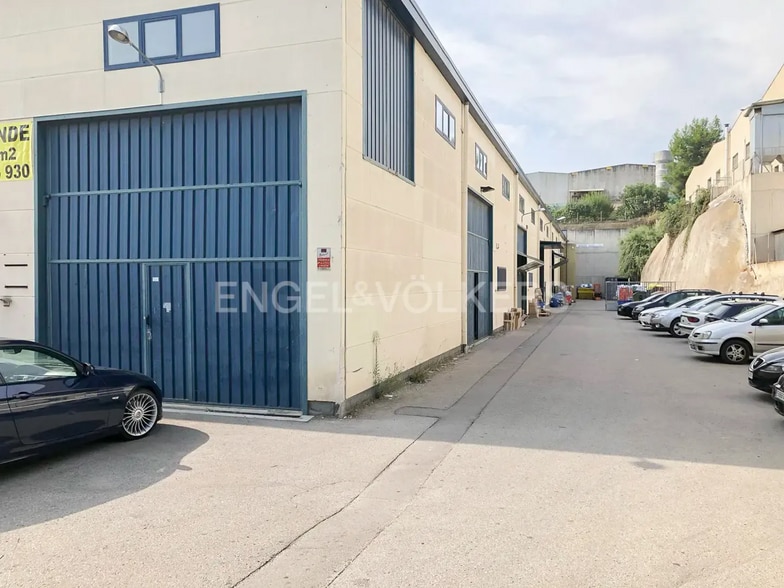 Local en Igualada, Barcelona en venta - Foto del edificio - Imagen 1 de 27