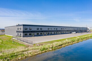 Más detalles de 235126 Ryan Rd, Calgary, AB - Nave en venta