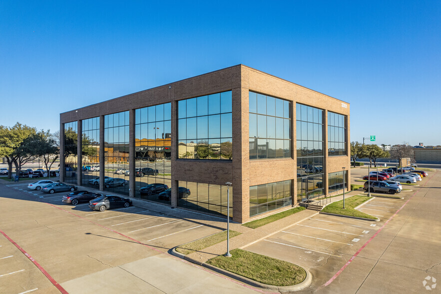 3301 Airport Fwy, Bedford, TX en alquiler - Foto del edificio - Imagen 2 de 8