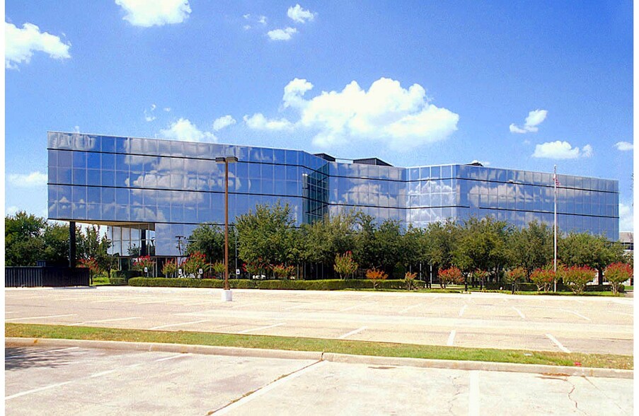 8600 Freeport Pky, Irving, TX en alquiler - Foto del edificio - Imagen 2 de 8