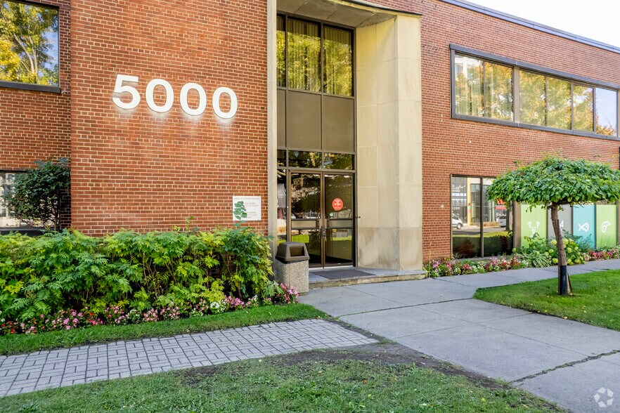 4990-5016 Rue Jean-Talon O, Montréal, QC en alquiler - Foto del edificio - Imagen 3 de 4