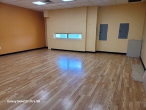 7 Broad Ave, Palisades Park, NJ en alquiler Foto del edificio- Imagen 2 de 4