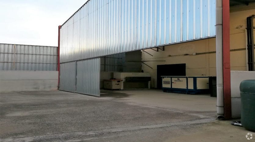 Avenida América, 73, Yuncos, Toledo en venta - Foto del edificio - Imagen 3 de 12