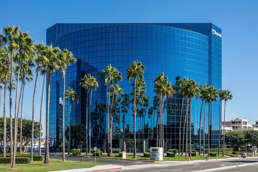 4660 La Jolla Village Dr, San Diego, CA en alquiler - Foto del edificio - Imagen 1 de 18