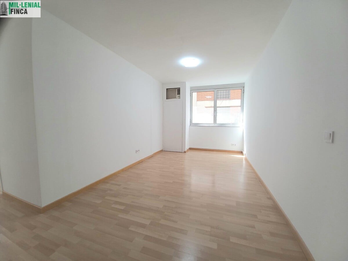 Carrer Rambla, Sabadell, BAR 08202 - Unidad - - - Foto del interior - Image 2 of 19