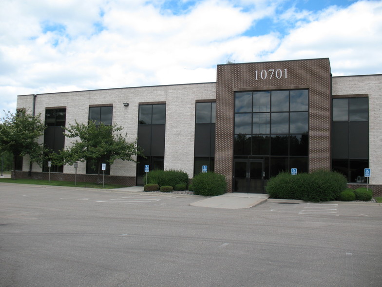 10701-10779 Hampshire Ave S, Bloomington, MN en alquiler - Foto del edificio - Imagen 1 de 7